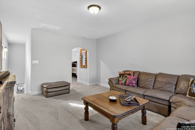 909 Adriatic, Universal City, TX 78148