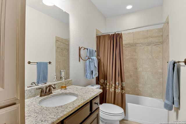 909 Adriatic, Universal City, TX 78148