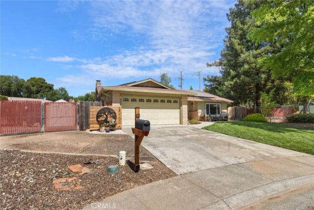 2 Vermillion Circle, Chico, CA 95928