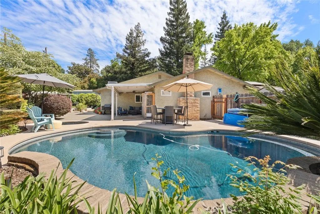 2 Vermillion Circle, Chico, CA 95928