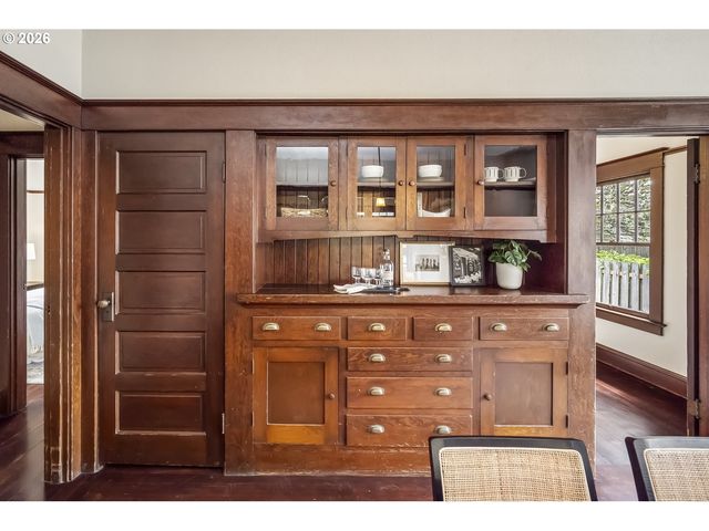 1020 Ne 71ST Ave, Portland, OR 97213