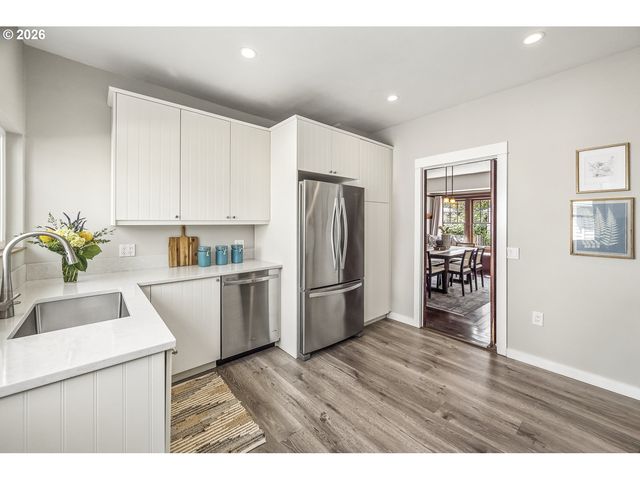 1020 Ne 71ST Ave, Portland, OR 97213