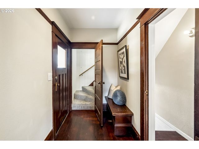 1020 Ne 71ST Ave, Portland, OR 97213