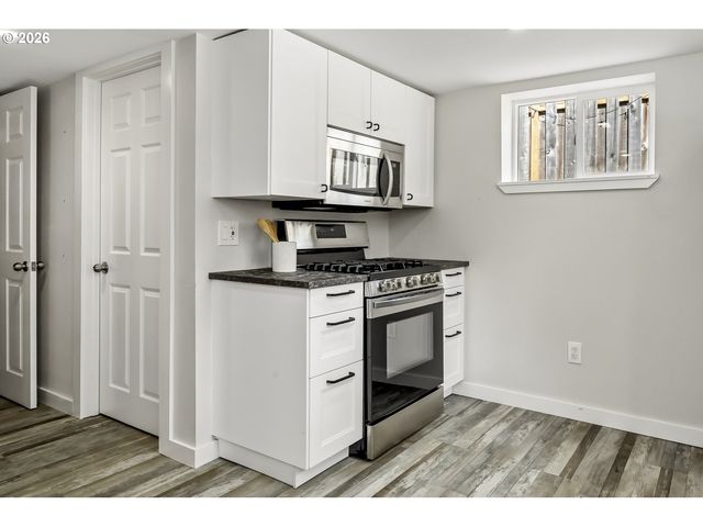 1020 Ne 71ST Ave, Portland, OR 97213