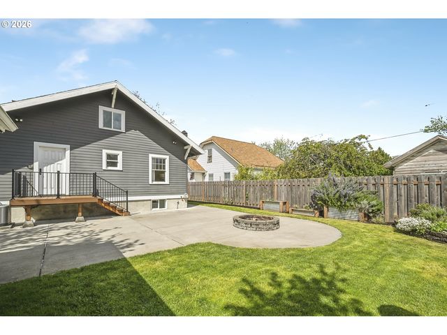 1020 Ne 71ST Ave, Portland, OR 97213