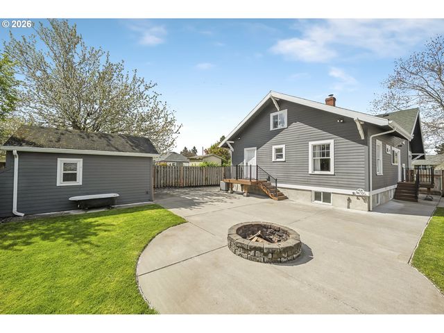 1020 Ne 71ST Ave, Portland, OR 97213