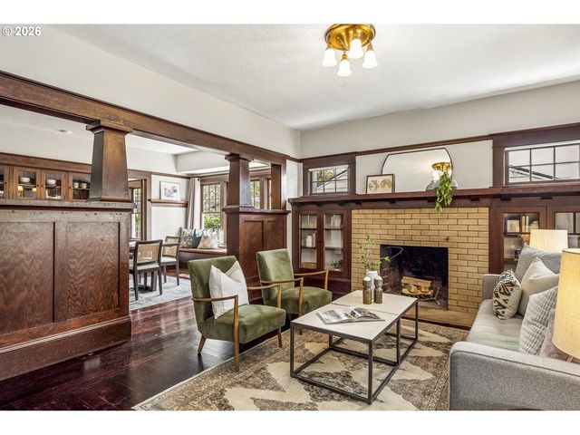 1020 Ne 71ST Ave, Portland, OR 97213