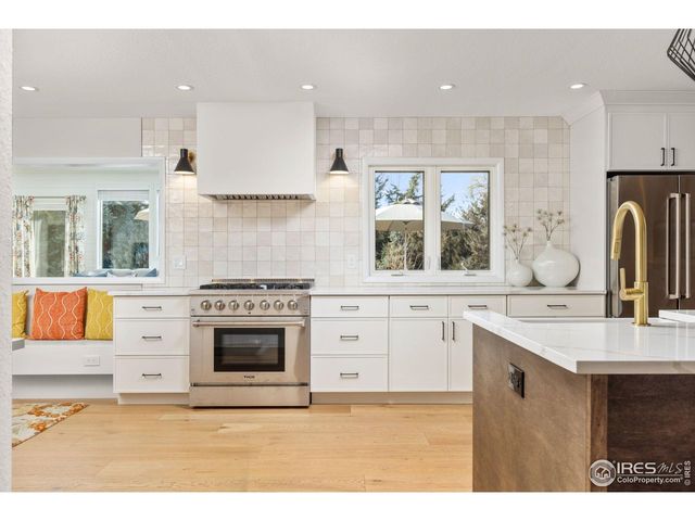 2189 Stonehenge Cir, Lafayette, CO 80026