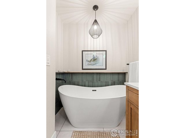 2189 Stonehenge Cir, Lafayette, CO 80026