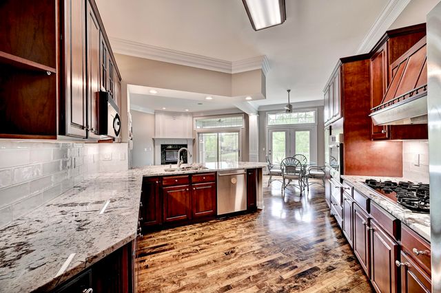 1038 Belmont Park Drive, Union, KY 41091