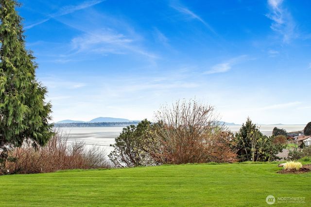 5279 Cherry Tree Lane, Blaine, WA 98230