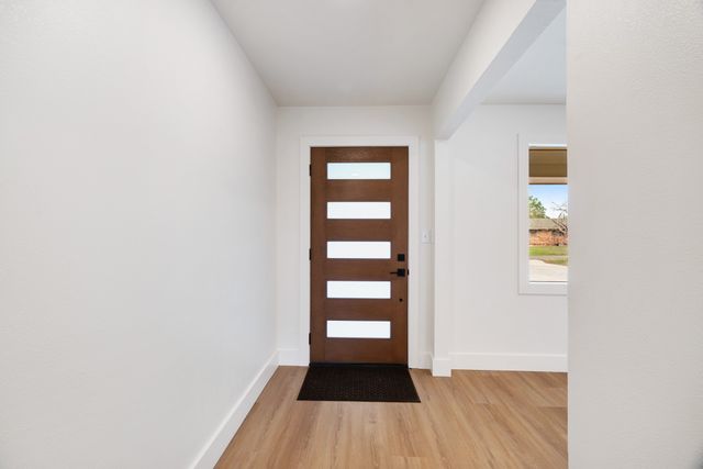 175 COZY, Paris, TX 75462