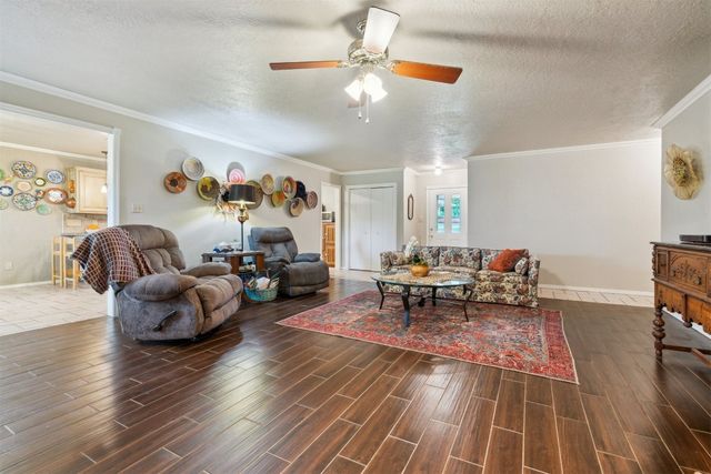 106 Dee Dee Drive, Shawnee, OK 74804