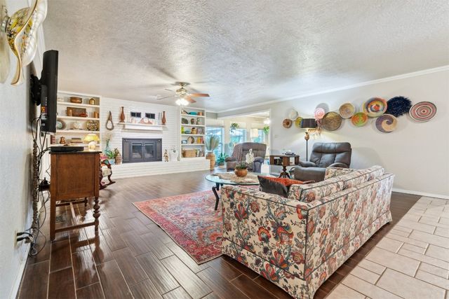106 Dee Dee Drive, Shawnee, OK 74804