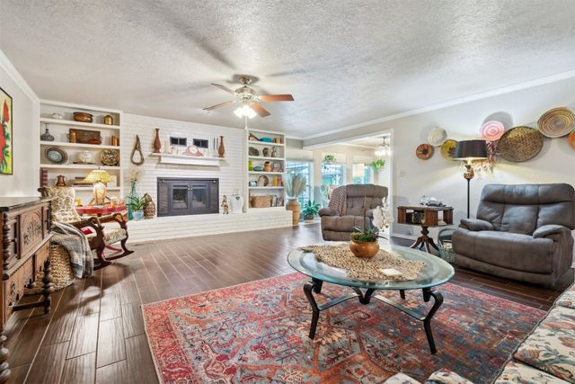 106 Dee Dee Drive, Shawnee, OK 74804