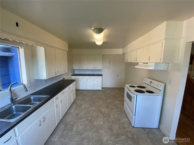 2312 38th Avenue, Longview, WA 98632