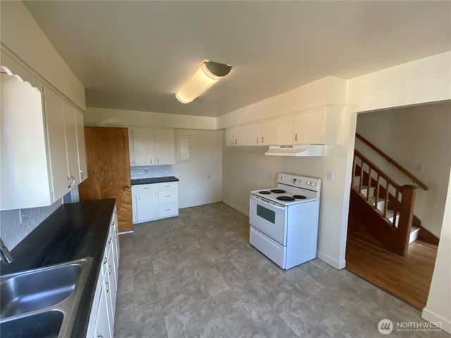 2312 38th Avenue, Longview, WA 98632