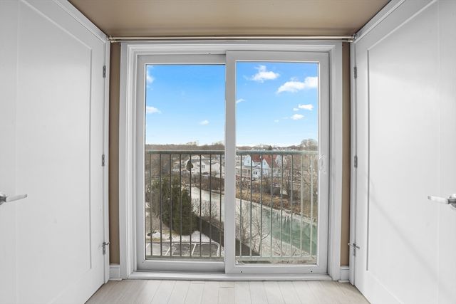 770 Washington Ave 406, Revere, MA 02151