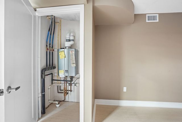 770 Washington Ave 406, Revere, MA 02151