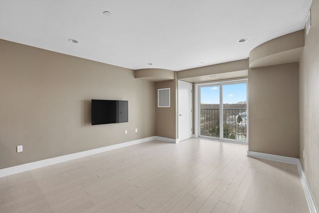 770 Washington Ave 406, Revere, MA 02151