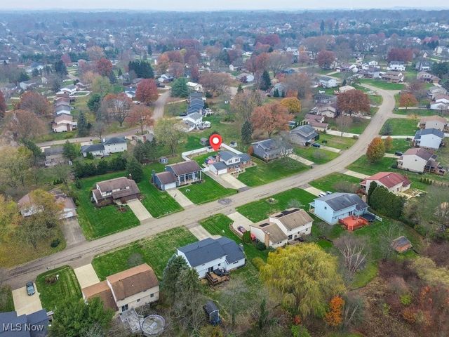 8876 Blitzen Road NW, North Canton, OH 44720