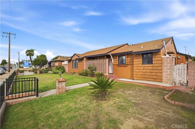 224 S Azusa, West Covina, CA 91791