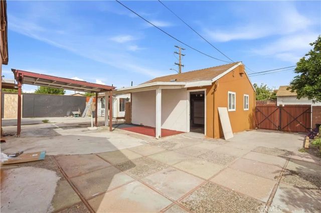 224 S Azusa, West Covina, CA 91791