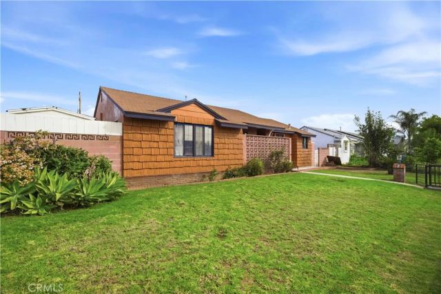 224 S Azusa, West Covina, CA 91791