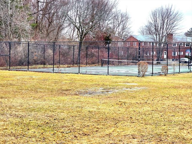 42 Bayberry Dr 1, Sharon, MA 02067