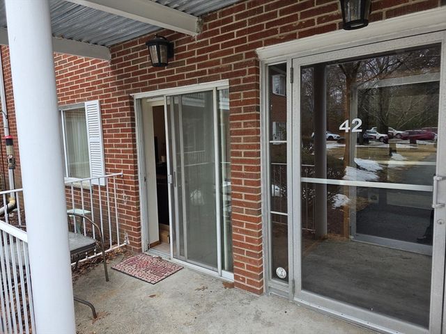 42 Bayberry Dr 1, Sharon, MA 02067