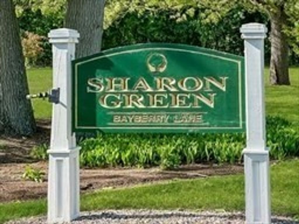 42 Bayberry Dr 1, Sharon, MA 02067