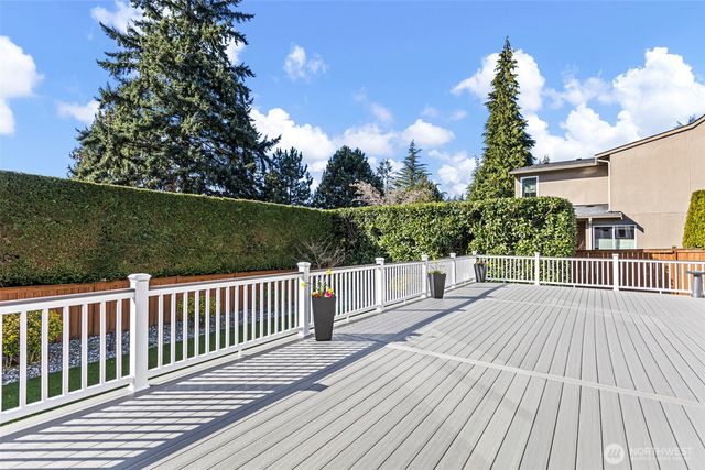 20212 Maplewood Drive, Edmonds, WA 98026