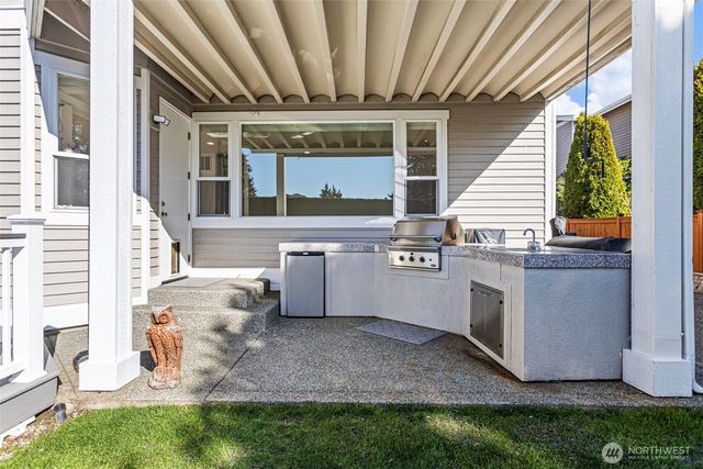 20212 Maplewood Drive, Edmonds, WA 98026