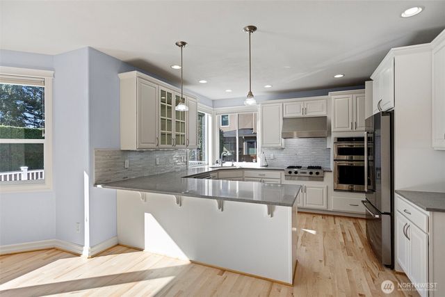 20212 Maplewood Drive, Edmonds, WA 98026