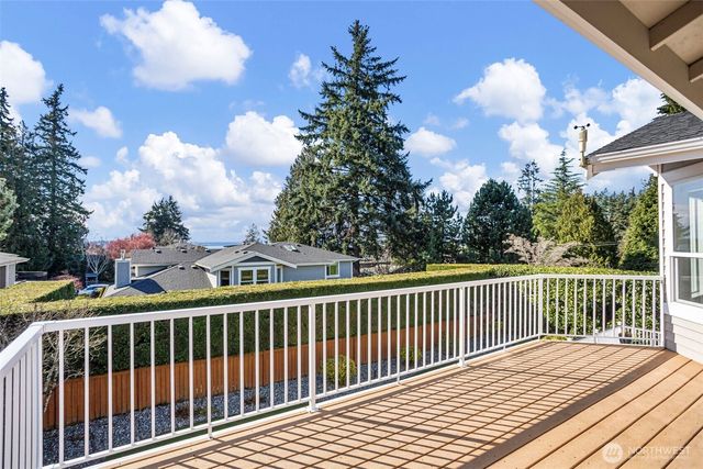 20212 Maplewood Drive, Edmonds, WA 98026