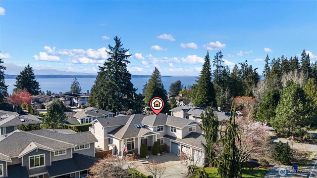 20212 Maplewood Drive, Edmonds, WA 98026