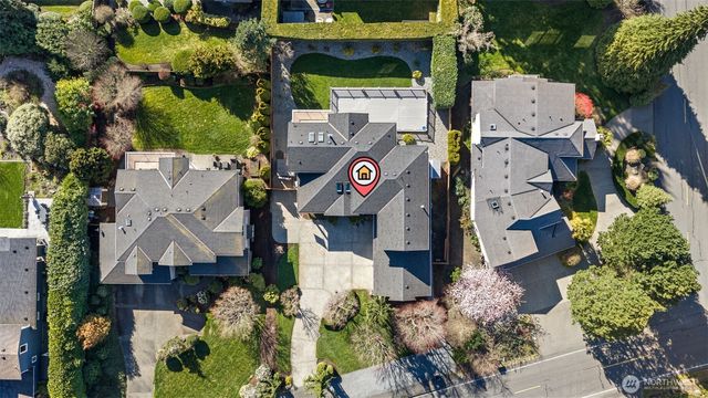 20212 Maplewood Drive, Edmonds, WA 98026