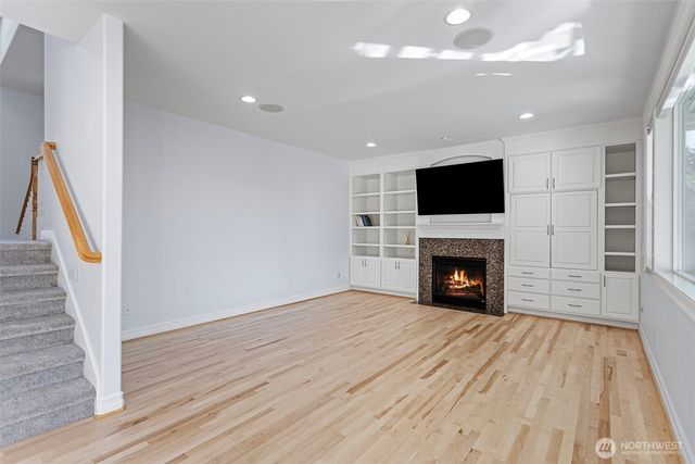 20212 Maplewood Drive, Edmonds, WA 98026