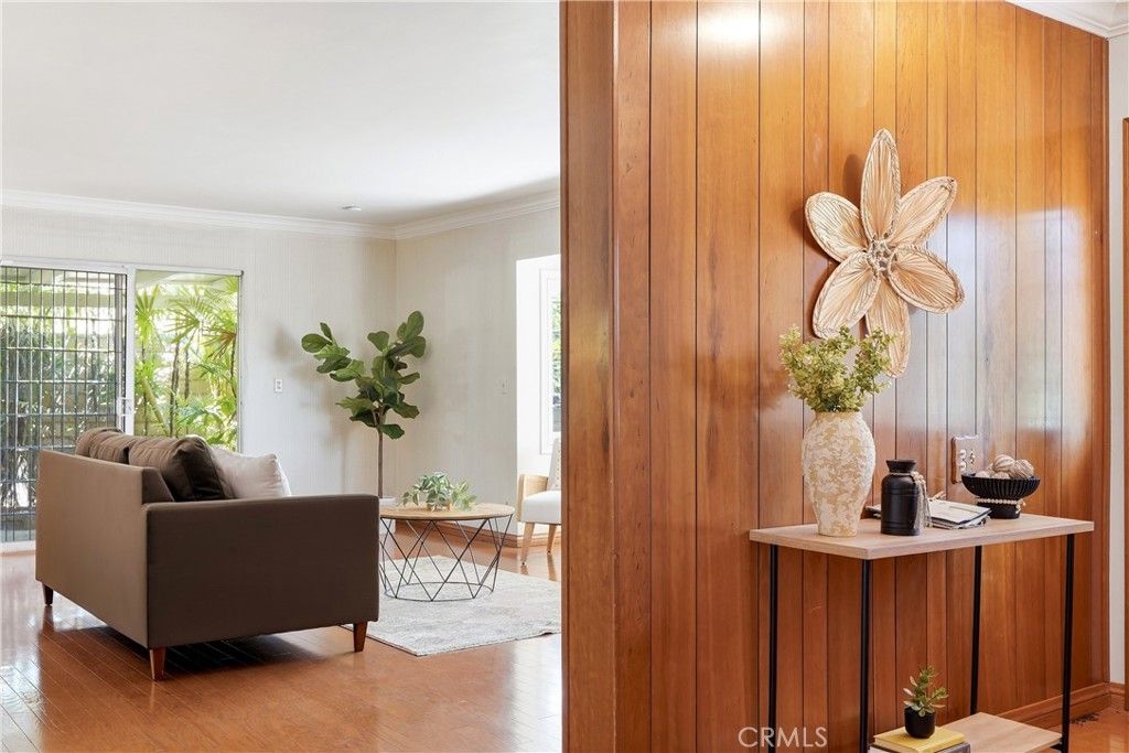 Image 10 of property listing at 14361 Morton Street, North Tustin, CA 92780