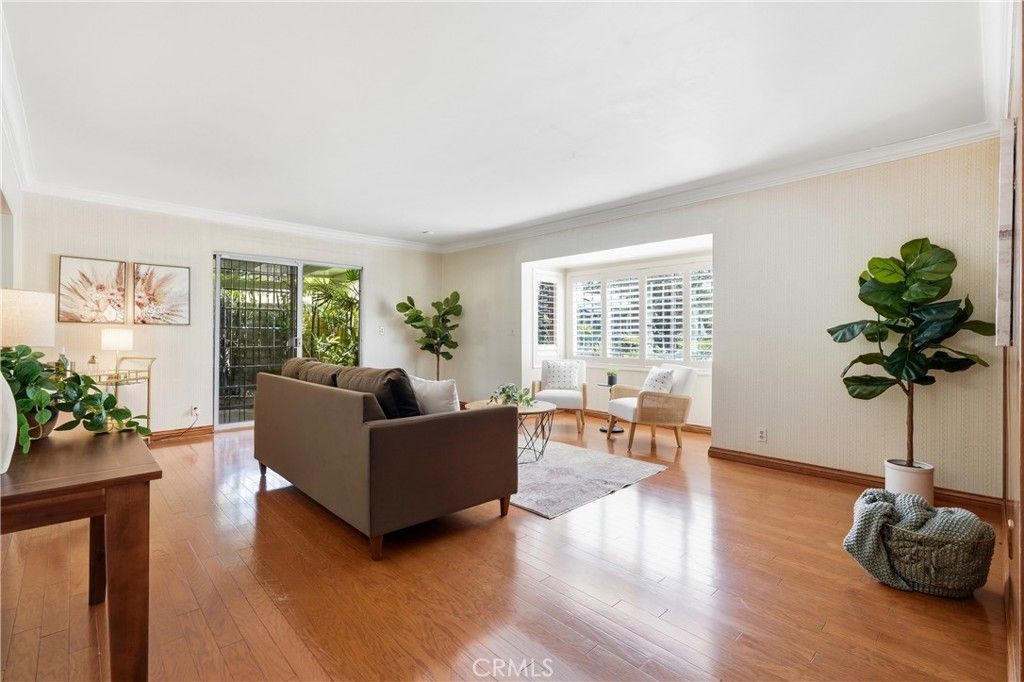 Image 11 of property listing at 14361 Morton Street, North Tustin, CA 92780
