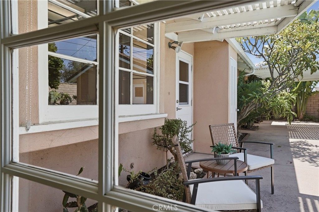 Image 19 of property listing at 14361 Morton Street, North Tustin, CA 92780