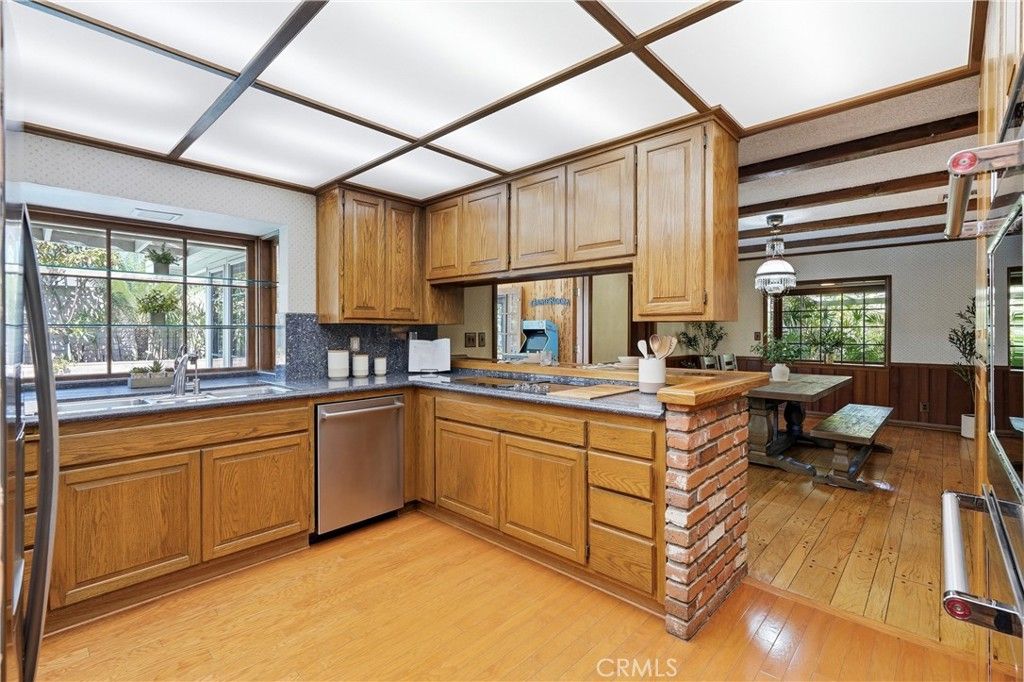 Image 30 of property listing at 14361 Morton Street, North Tustin, CA 92780
