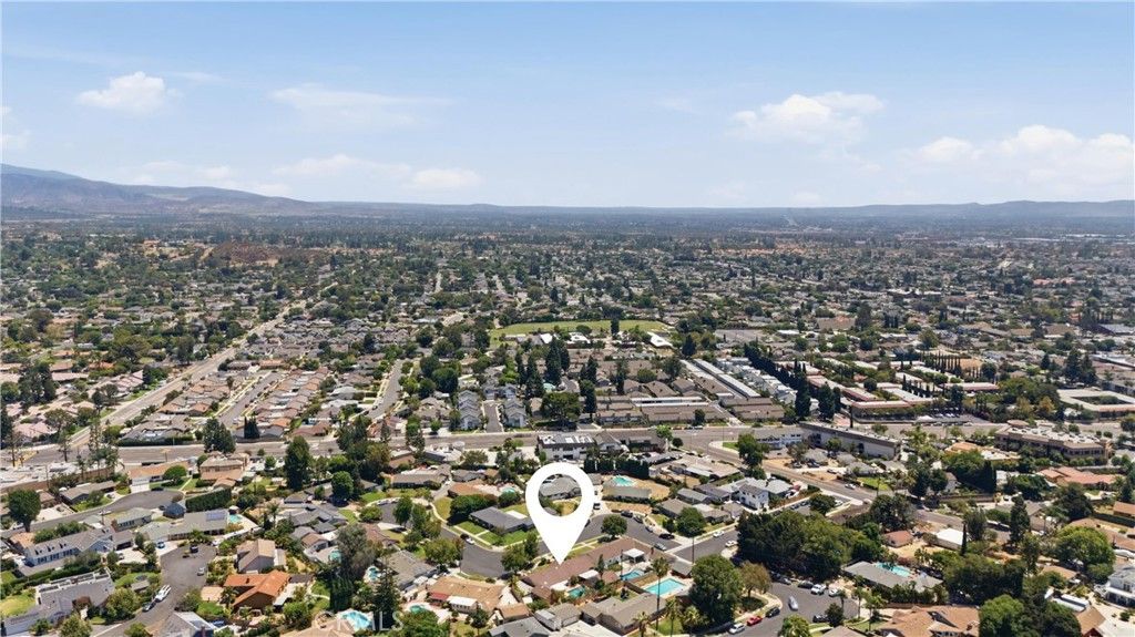 Image 64 of property listing at 14361 Morton Street, North Tustin, CA 92780