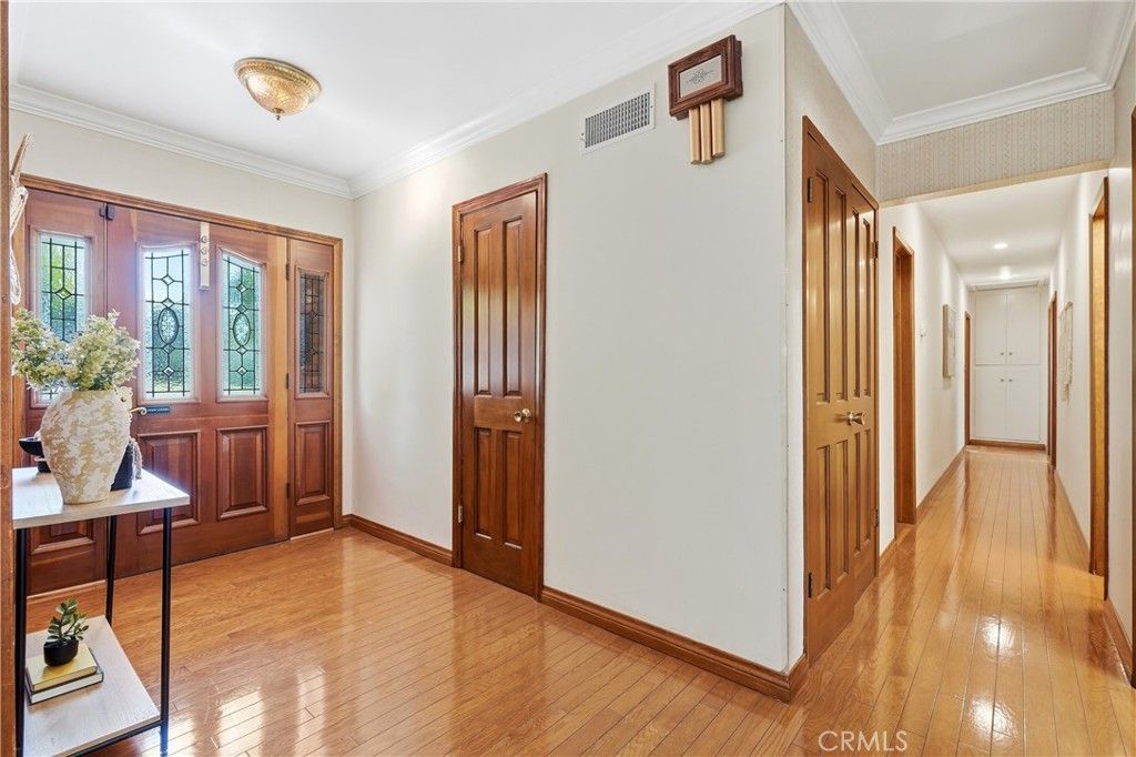 Image 9 of property listing at 14361 Morton Street, North Tustin, CA 92780