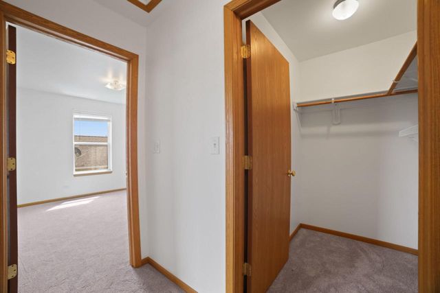 1226 Peninsula LANE, Whitewater, WI 53190