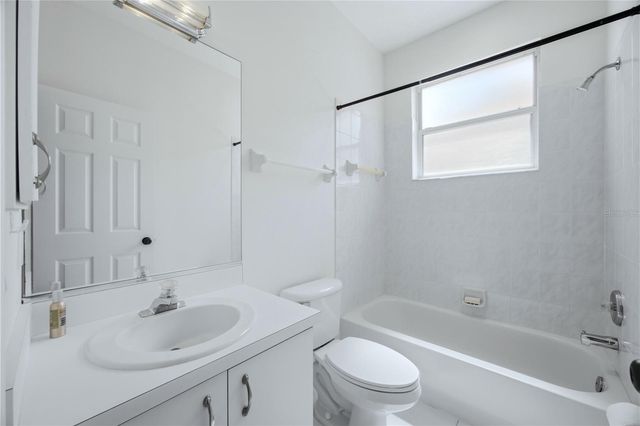 3012 VINSON AVENUE, Sarasota, FL 34232