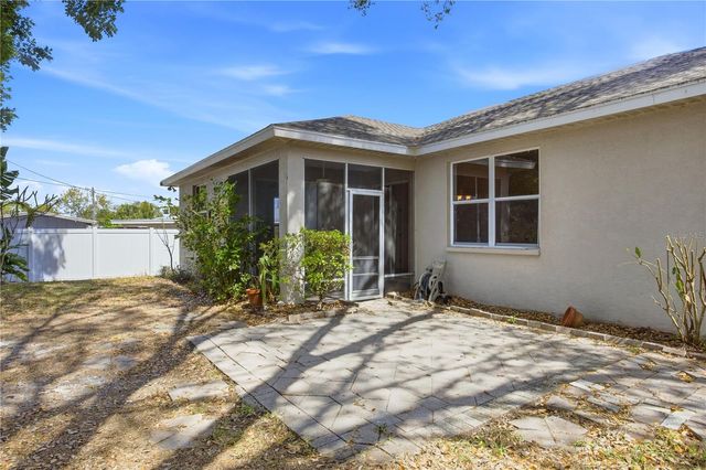 3012 VINSON AVENUE, Sarasota, FL 34232