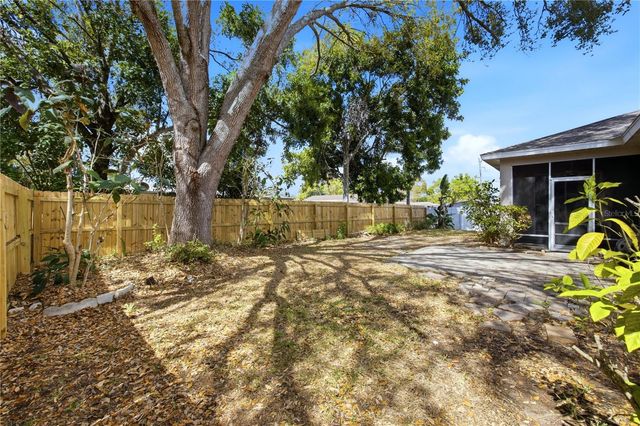 3012 VINSON AVENUE, Sarasota, FL 34232