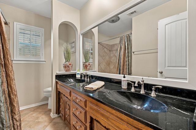 2201 Scarlet Lane, Grand Prairie, TX 75050