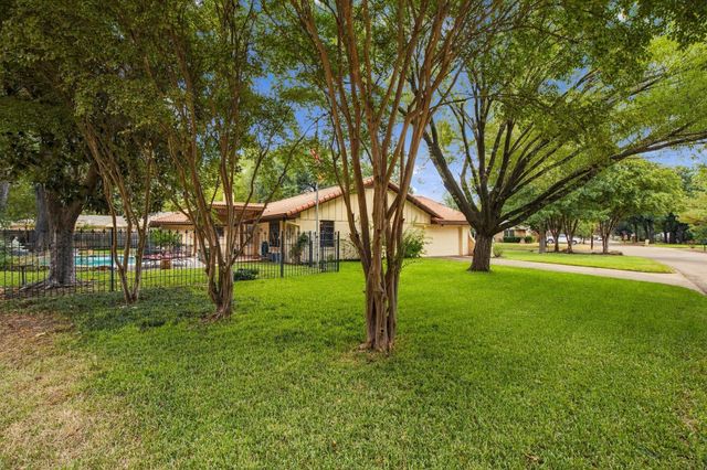 2201 Scarlet Lane, Grand Prairie, TX 75050
